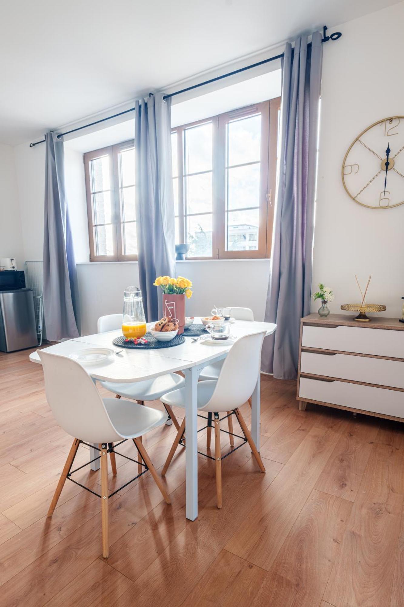 Appartamento Le Fleur De Cerisier - Zmn Conciergerie Saint-Quentin  Esterno foto